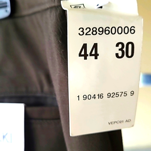 NWT Dockers Classic Fit - Picture 6 of 6